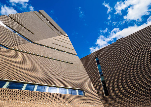 Tate Modern Tavatnik Building em Londres, hdr
 - Foto, Imagem