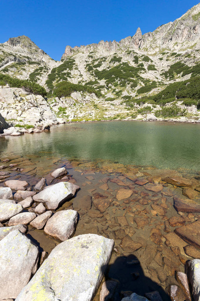 Landscape with Left Kralev Dvor pass and Samodivski lakes, Pirin Mountain - Фото, изображение
