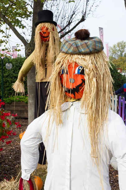 Monstruos para fiesta de Halloween
 - Foto, Imagen