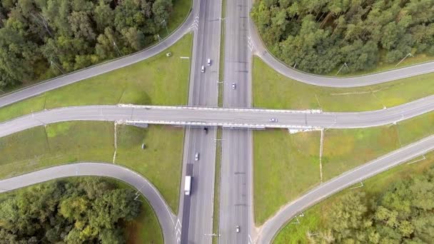 A légi felvétel a forgalom egy autópálya - Felvétel, videó