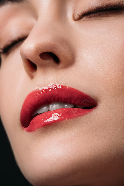 Nuori nainen punaiset huulet - Valokuva, kuva