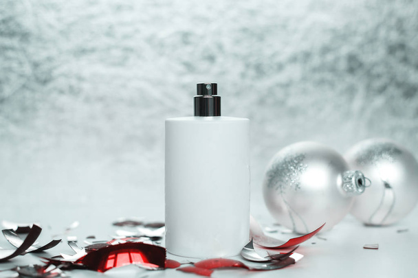 perfume and Christmas decorations - Zdjęcie, obraz