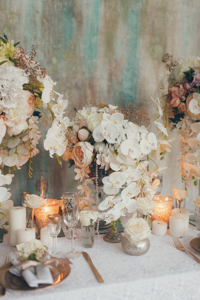 wedding decor and dress - Valokuva, kuva