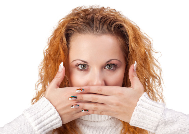γυναίκα που καλύπτουν το στόμα με το χέρι - Φωτογραφία, εικόνα