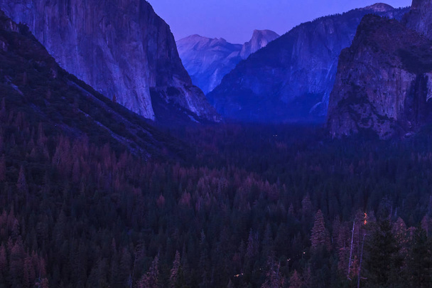 Yosemite geceleri - Fotoğraf, Görsel