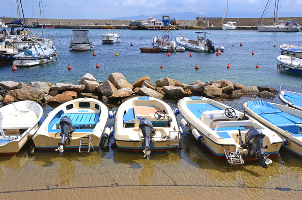 Малый порт острова Джильо
 - Фото, изображение