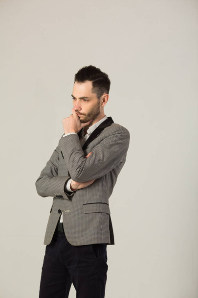 young brunette man in a suit - Foto, Bild