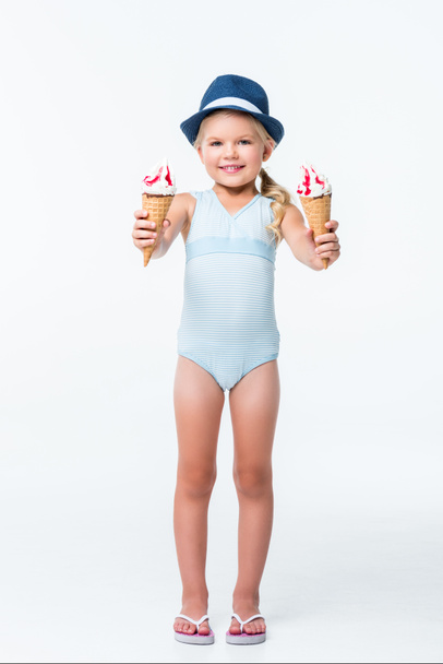 gyermek fürdőruha fagylalttal  - Fotó, kép