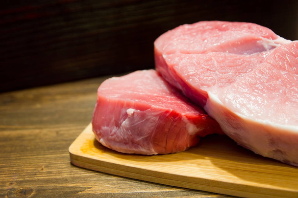 Fresh and juicy marbled beef steak. Purchase in the meat Department. - 写真・画像