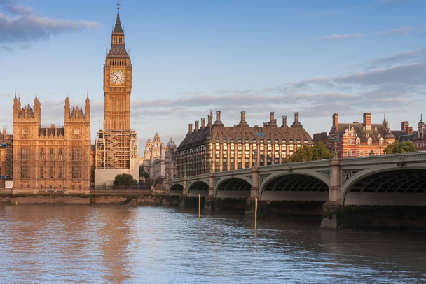 Palácio de Westminster, Big Ben e ponte de Westminster
 - Foto, Imagem