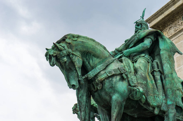 Budapeşte, Macaristan 'daki Kahramanlar Meydanı - Fotoğraf, Görsel