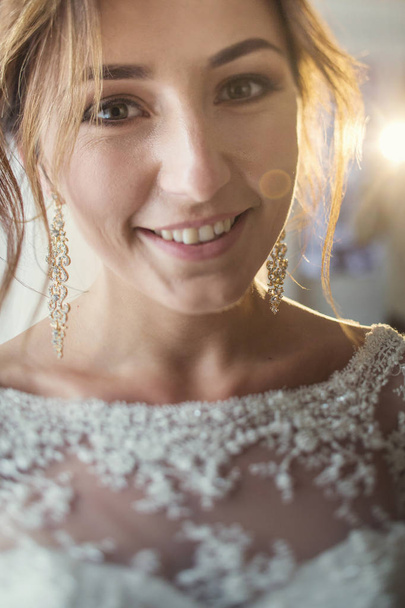 Bride in elegant wedding dress - Foto, Imagem