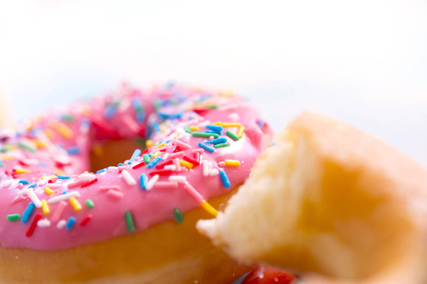 delizioso gruppo di dolci dolci ciambelle di zucchero nello stile di vita nutritio
 - Foto, immagini