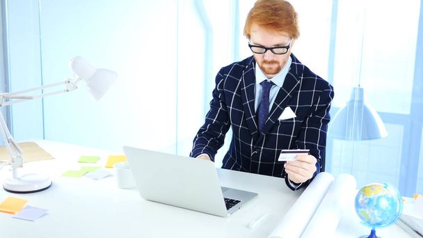 Businessman Busy in Online Shopping, Designer Paying by Credit Card - Foto, Imagem