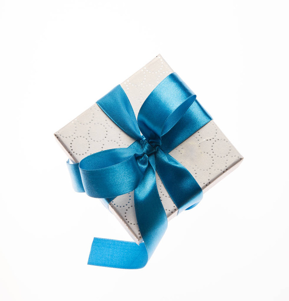 Gift box with ribbon on white - Φωτογραφία, εικόνα