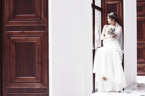 bride in white wedding dress  - Foto, Imagem