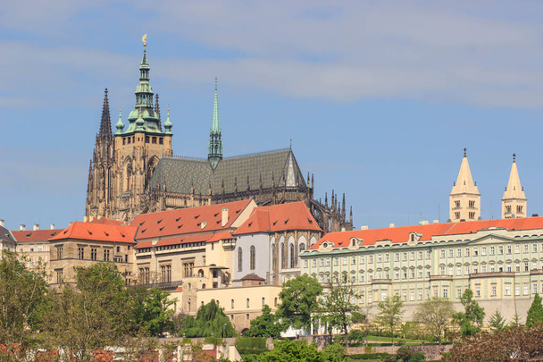 Praga, o Castelo e a Catedral de São Vito. República Checa - Foto, Imagem