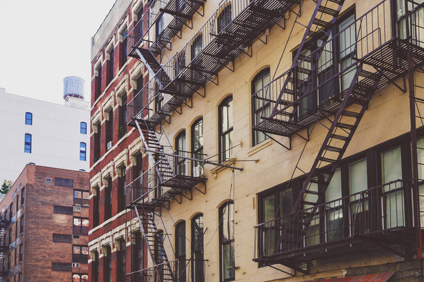 Architecture and beautiful buildings along Broadway in Manhattan - Fotografie, Obrázek