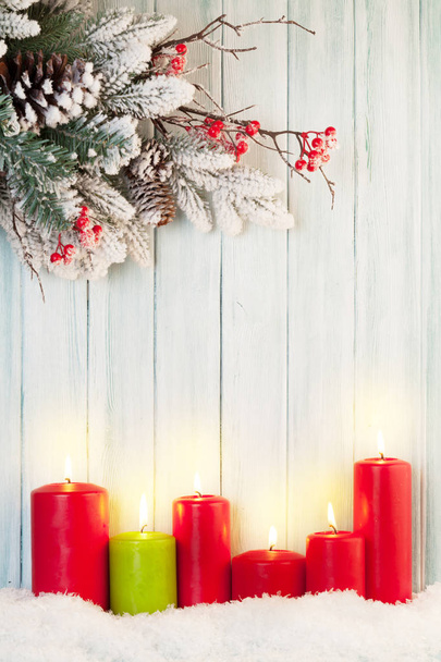 Vánoční svíčky a jedle - Fotografie, Obrázek