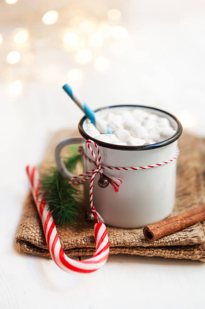 Hot cocoa mug  with marshmallows - Фото, изображение