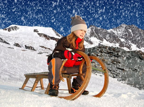 Girl on a sleigh - Photo, Image