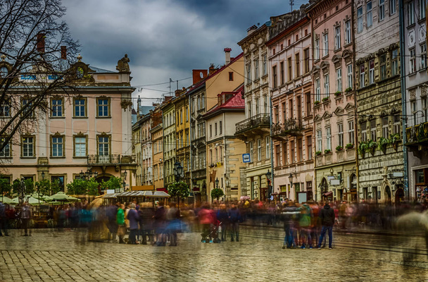 Lviv kaupunkimaisema Ukrainan länsiosassa
 - Valokuva, kuva