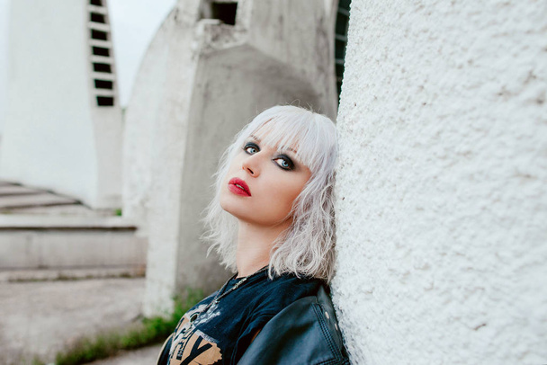 Portrait of stylish blonde grunge young woman  - Фото, изображение