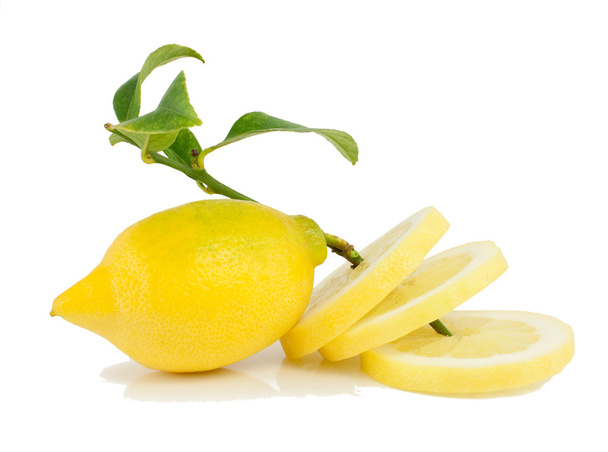 citroen met segmenten. - Foto, afbeelding