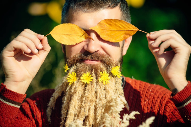 Man with natural spikelet beard sunny fall. - Fotografie, Obrázek