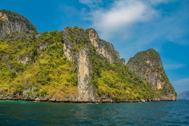 Baie Maya à l'archipel Phi Phi en Thaïlande
 - Photo, image
