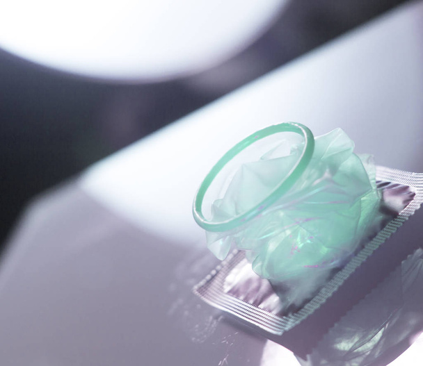 Контрацепция резиновых презервативов
 - Фото, изображение