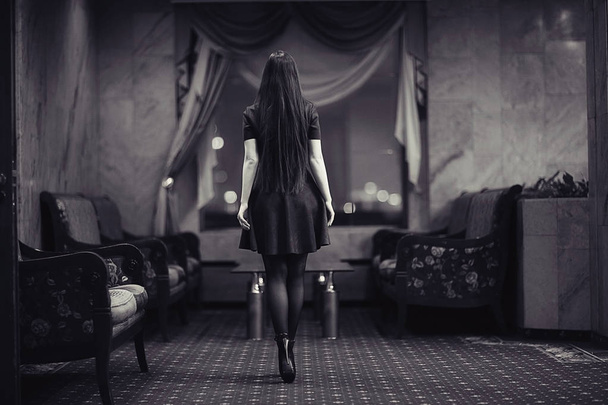 young woman in hotel interior - Valokuva, kuva