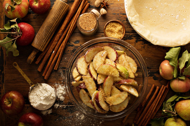 Making apple pie - Fotó, kép