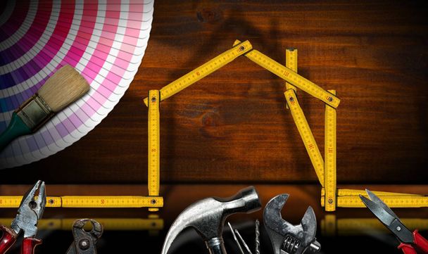 Conceito de melhoria de casa - Casa e ferramentas de trabalho
 - Foto, Imagem