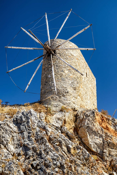 Wiatraki płaskowyżu Lasithi, Kreta - Grecja - Zdjęcie, obraz