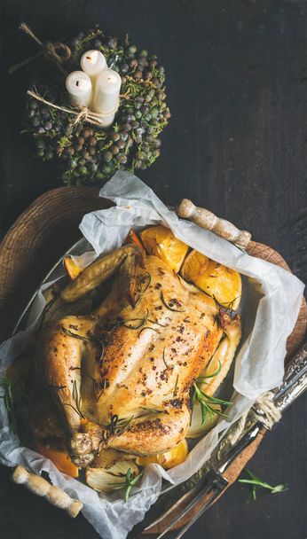 roasted chicken with oganges - Foto, imagen