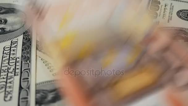 Billetes en euros y dólares
 - Imágenes, Vídeo