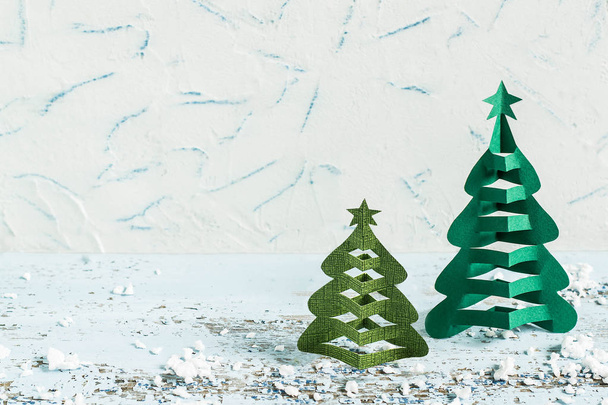 Рождественский фон с домашними 3D елками
  - Фото, изображение