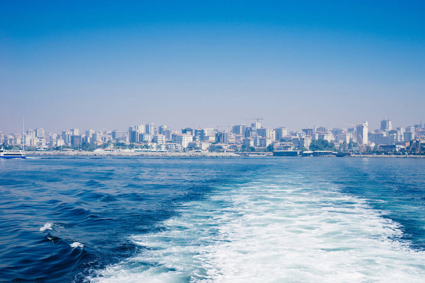 Sea view to Istanbul, Asia,East.Hot summer day,ferry boat trip,panoramic - Foto, afbeelding