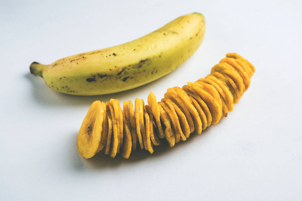 Akcií fotografie zdravé domácí Kela nebo banánové chipsy nebo oplatky nebo Jitrocel Chips, Selektivní ostření - Fotografie, Obrázek