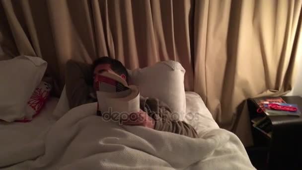 Adult man snoring in bed - Footage, Video