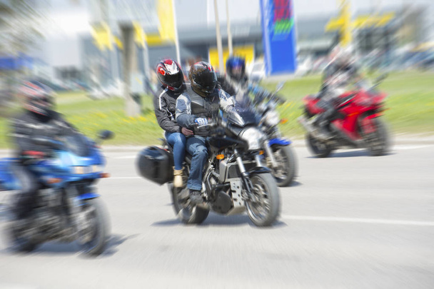 Dynamické motocykl závodní - Fotografie, Obrázek