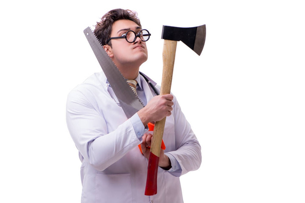 Doutor engraçado com machado e serra isolada em branco
 - Foto, Imagem