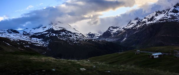 The Iconic Matterhorn and Snowcapped Mountainous Landscape in vicinity of Gornergrat train stations, Zermatt, Switzerland, Europe. - Fotoğraf, Görsel