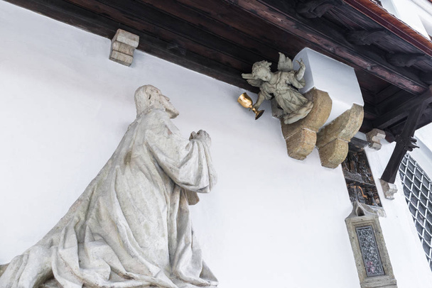 Figuur in het Dom St. Peter in Regensburg, Duitsland - Foto, afbeelding
