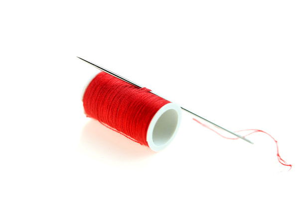 rode spool en needle - Foto, afbeelding