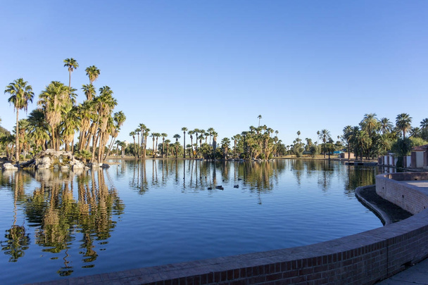 Encanto Park Lake, Phoenix centre-ville, AZ
  - Photo, image