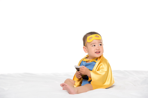 asian toddler with smartphone - Foto, Imagen