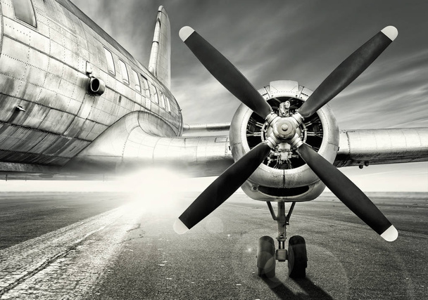 hélice de uma aeronave
 - Foto, Imagem