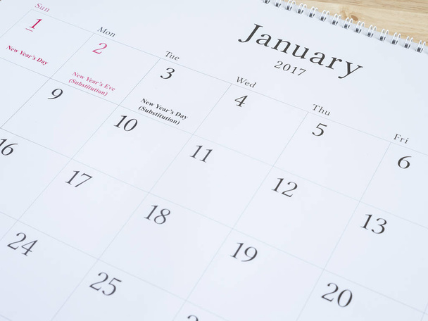 Enero en el calendario blanco página 1
 - Foto, Imagen
